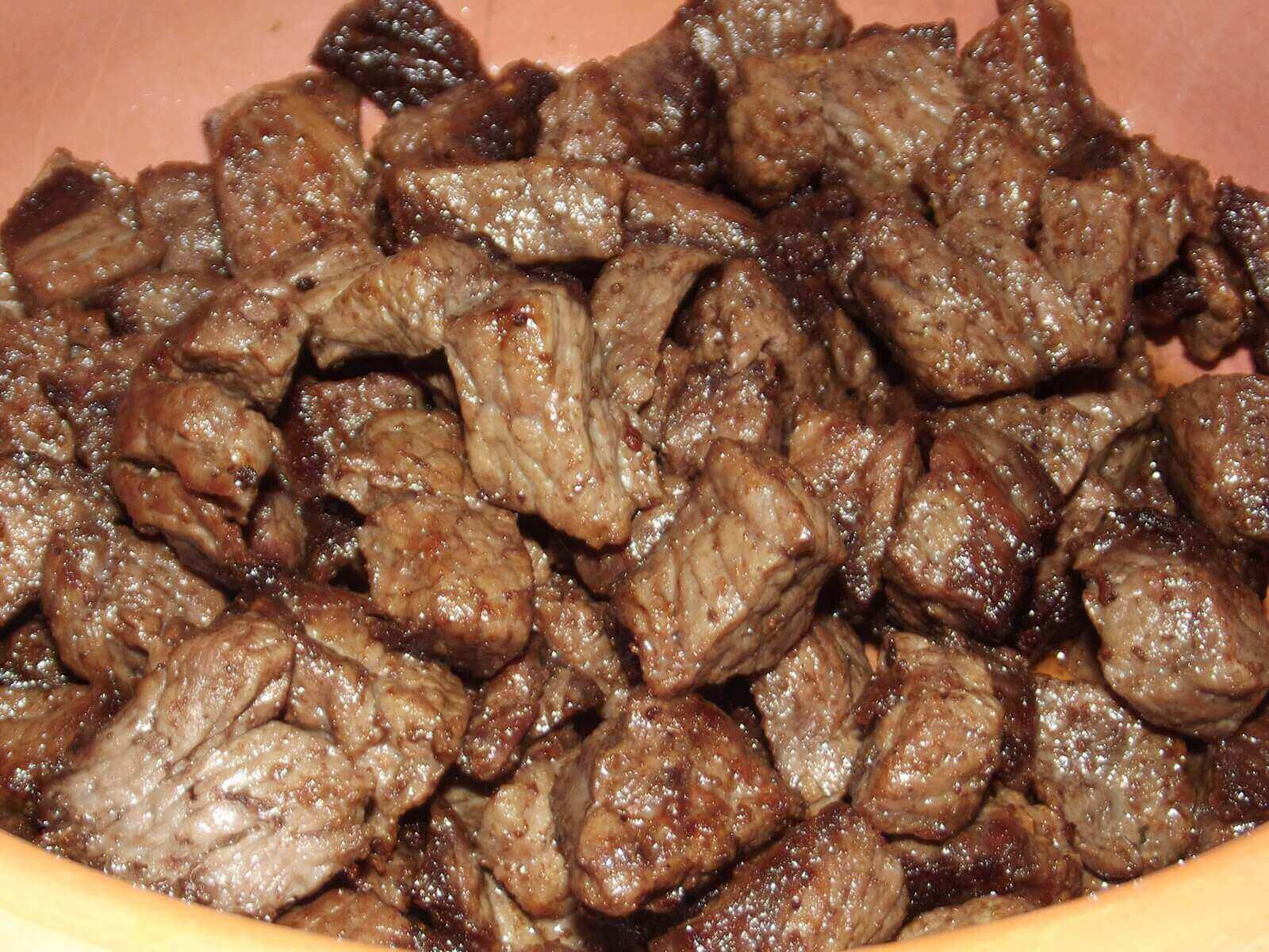 Kuzu Kavurma Rezept - türkisches gebratenes Lammfleisch