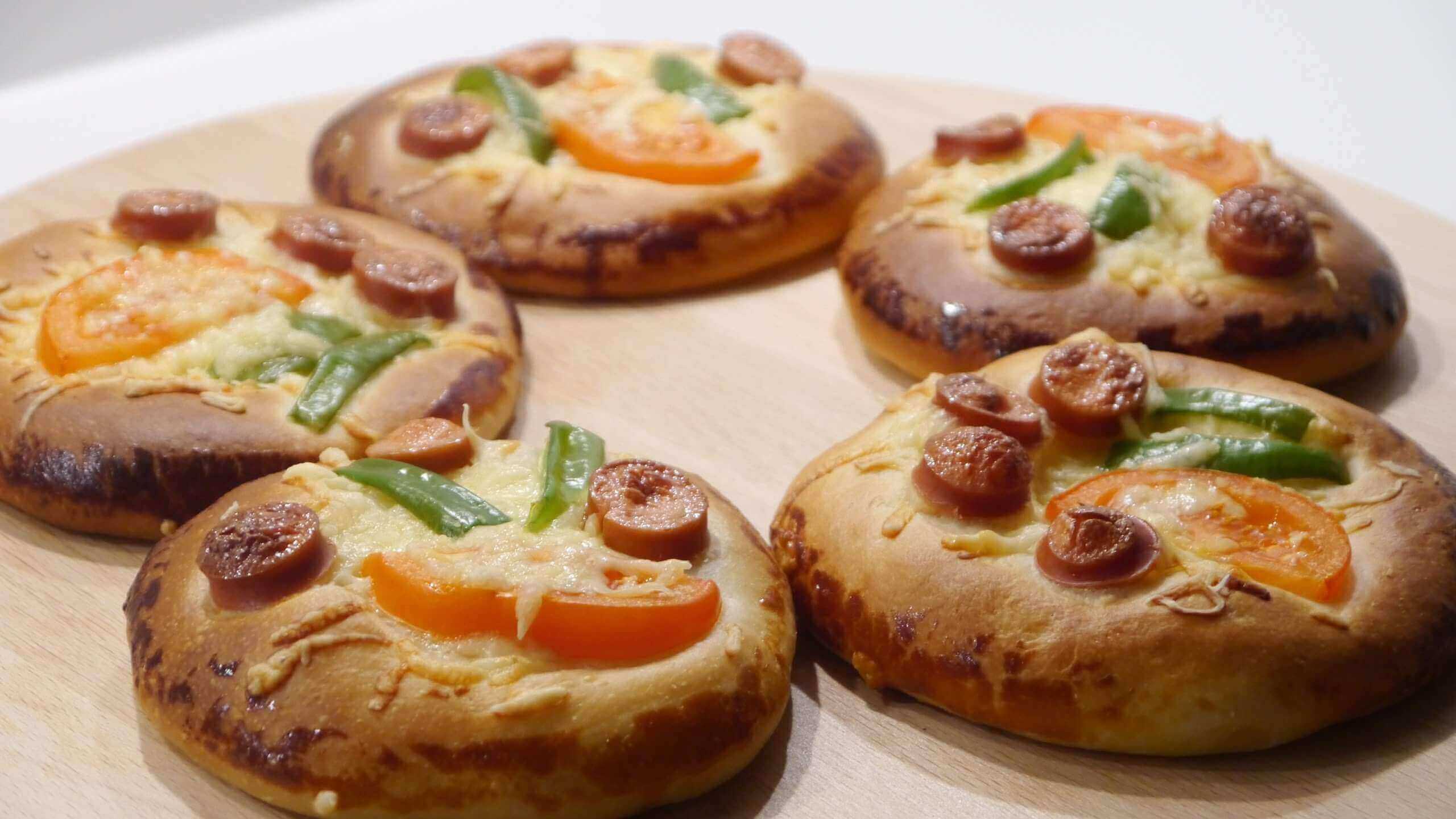 Türkische Pizzabrötchen - Pizza Poğaça