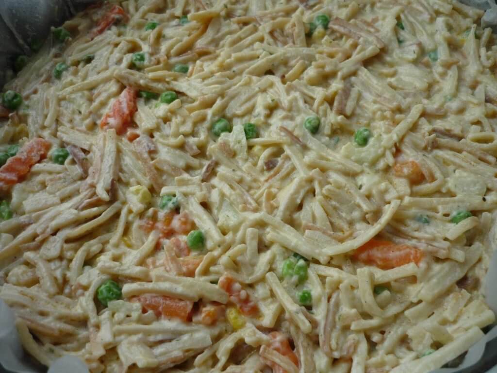 Türkische Nudeln mit Gemüse Auflauf Rezept - Fırında Sebzeli Erişte Tarifi