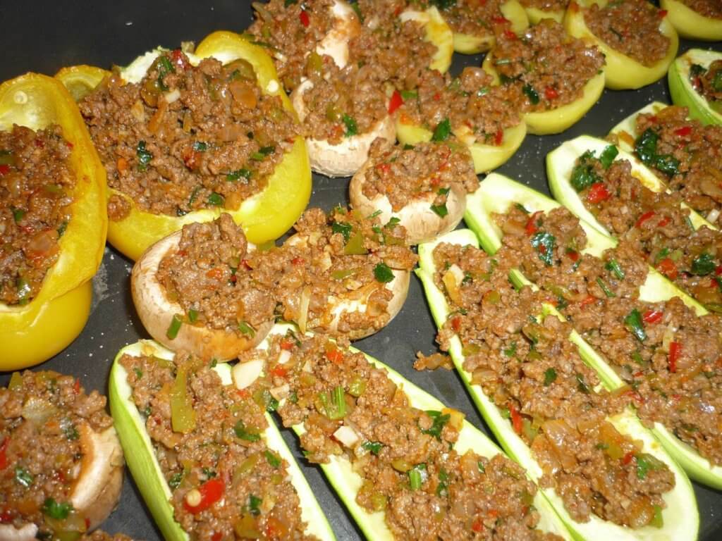 Zucchini, Kartoffel, Paprika und Champignons überbacken - Sebze Graten