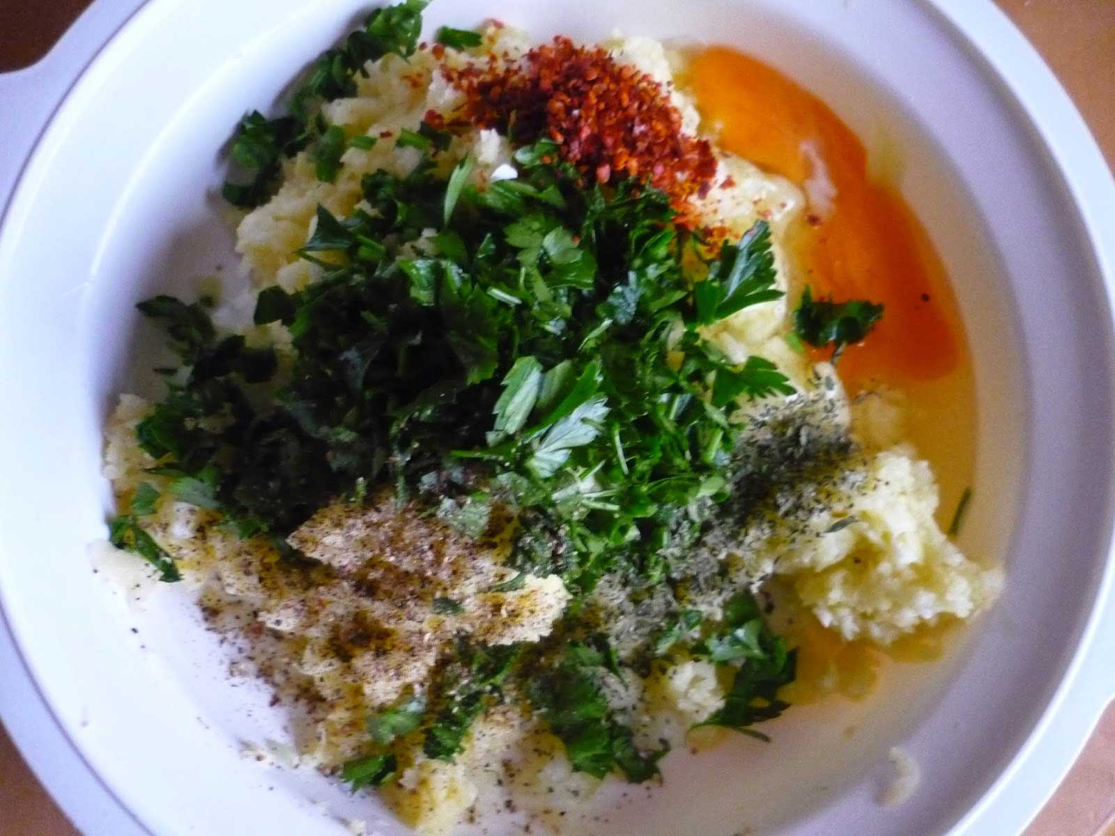 Zucchini-Kartoffel Puffer - Kabak ve Patatesli Mücver - Türkische Rezepte