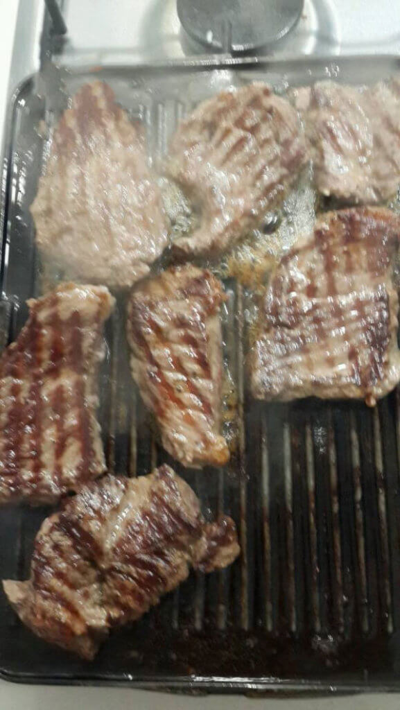 Weich gebratenes Fleisch Rezept – Lokanta Usulü Lokum Et Tarifi