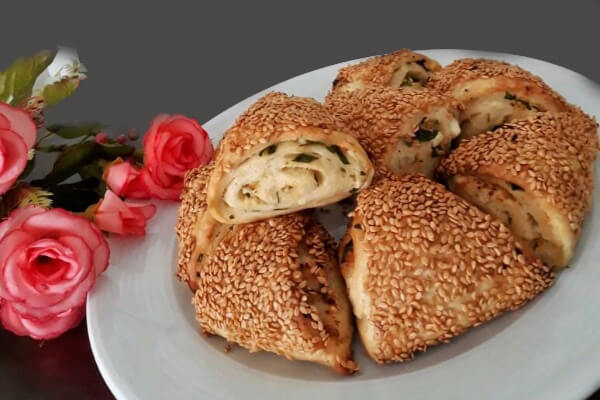 Börek mit Käse - Peynirli Üçgen Poğaça