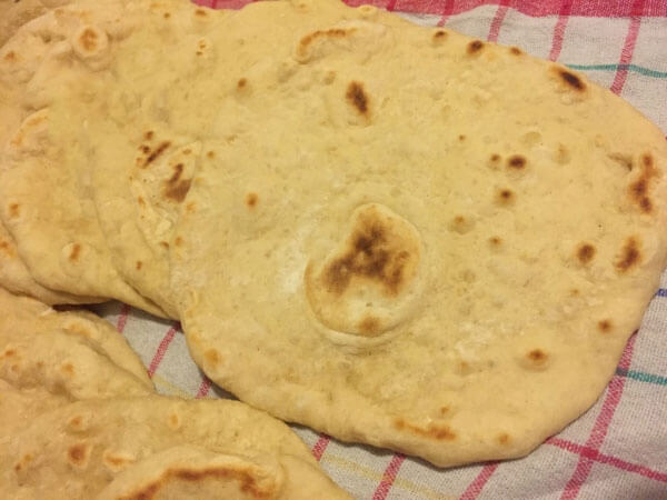 Türkisches Brot aus der Pfanne - Tavada Mayalı Ekmek