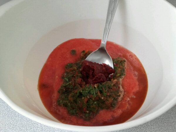 Praktische türkische Gewürzpaste - Pratik Ezme