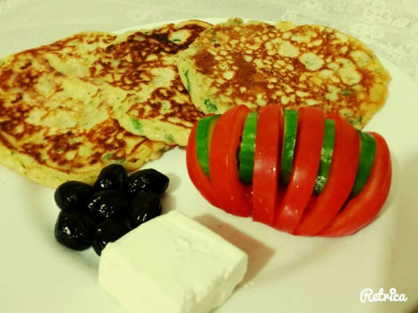 Pancake mit Käse - Peynirli Pankek