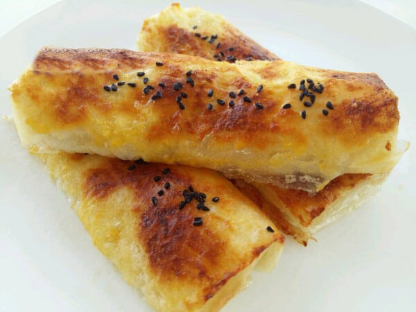 Knusprige Börek mit Butter - Tereyağlı Çıtır Börek