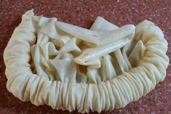 Nachtigallnester mit Käse - Peynirli Bülbül Yuvası