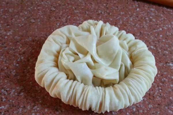 Nachtigallnester mit Käse - Peynirli Bülbül Yuvası