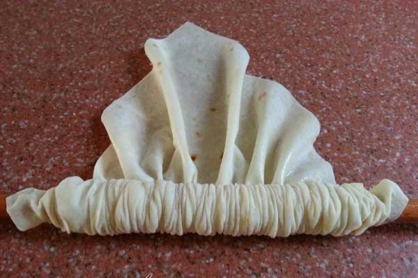 Nachtigallnester mit Käse - Peynirli Bülbül Yuvası