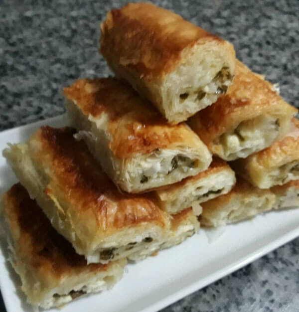 Börek mit Petersilie - Maydonozlu Börek