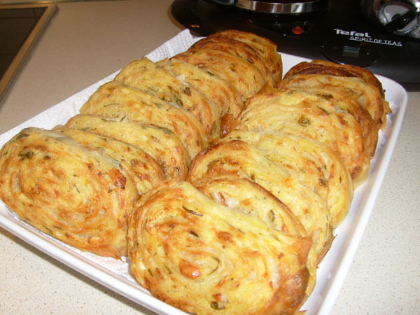 Börek mit Kartoffel - Patatesli Rulo Börek