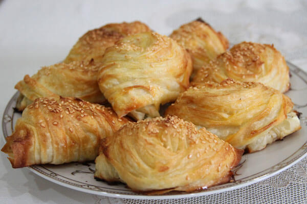 Börek mit Käsefüllung - Peynir İçli Börek