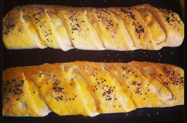 Gebäck mit Hähnchen und Champignons - Tavuklu Mantarlı Poğaça