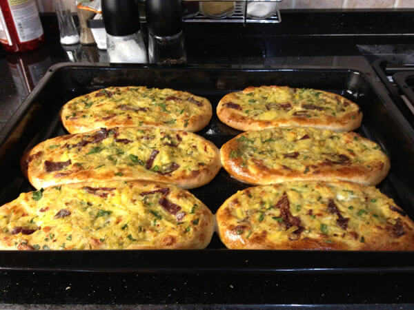 https://www.turkischerezepte.de/auberginen-im-tontopf-guvecte-patlican/