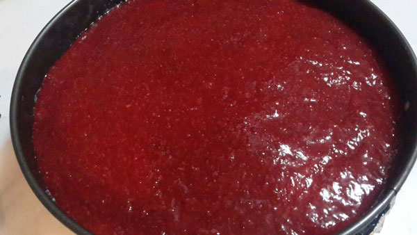 Cheesecake mit Erdbeeren - Çilekli Cheesecake