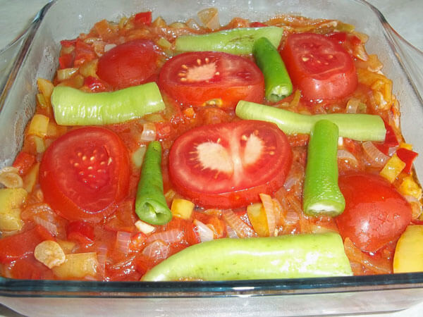 Auberginen mit Olivenöl - Zeytinyağlı Patlıcan