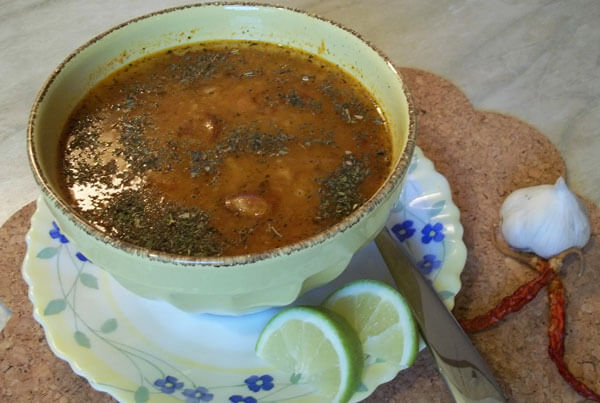 Regionale Suppe - Ekşili Mahluta Çorbası