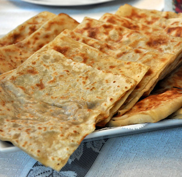 Türkischer Pfannkuchen mit Hackfleisch - Kıymalı Gözleme