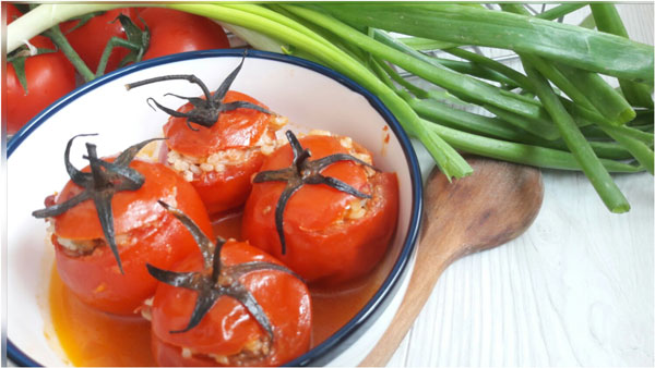 Gefüllte Tomaten mit Hackfleisch - Kıymalı Domates Dolması