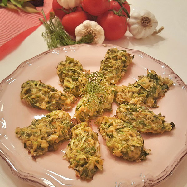 Gemüsepuffer mit Knoblauch - Sarımsaklı Mücver