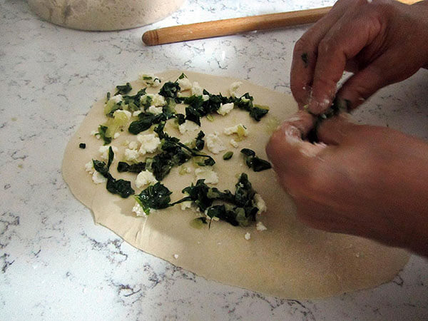 Pfannkuchen mit Mangold und Käse - Pazılı Peynirli Gözleme
