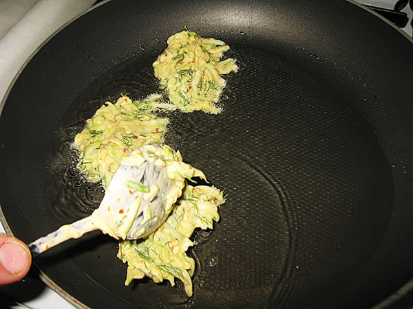 Zucchinipuffer - Kabak Mücver - Türkische Rezepte