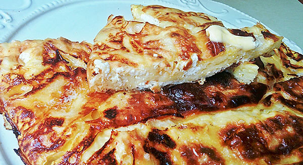 Börek aus der Pfanne mit Käse - Peynirli Tava Böreği