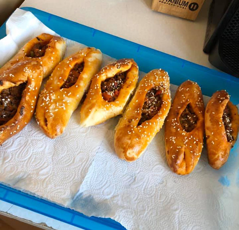 Türkische Börek mit Hack